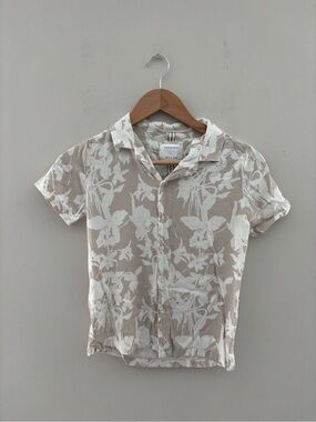 Cactus Boys Linen Blend Floral Button Up Shirt Size 11/12 Beige Tropical Shirt